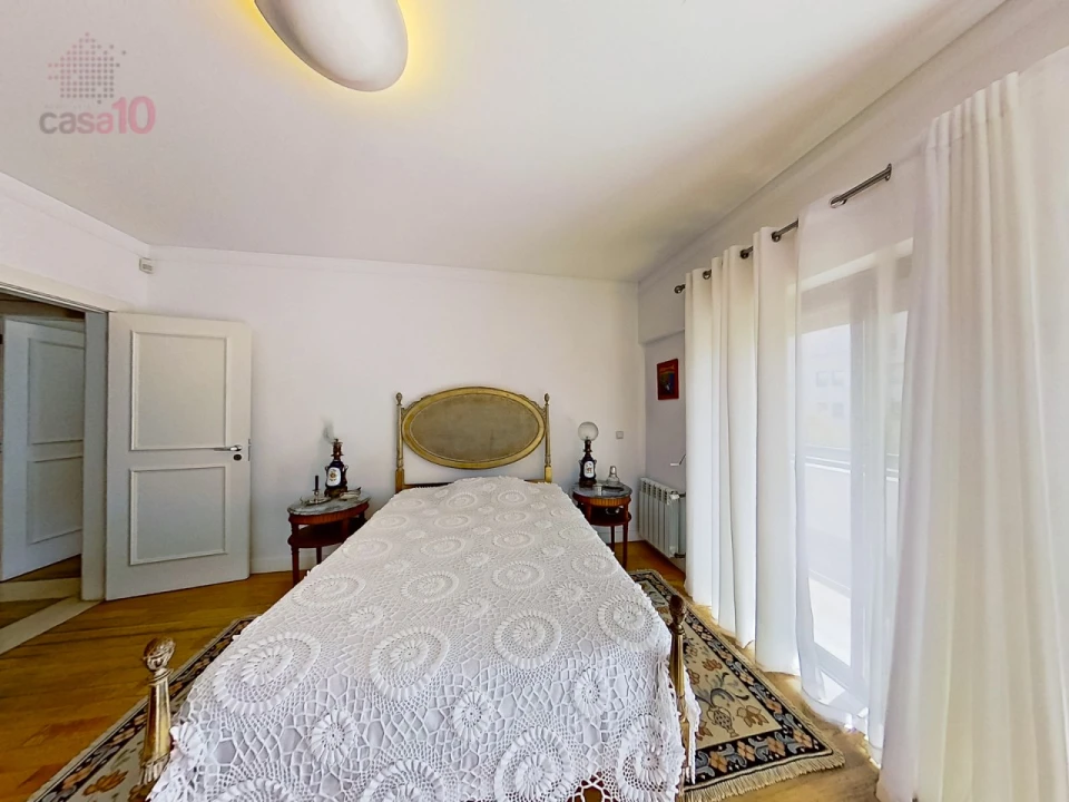 Apartamento T6 para Venda em Parque das Nações Foto 34