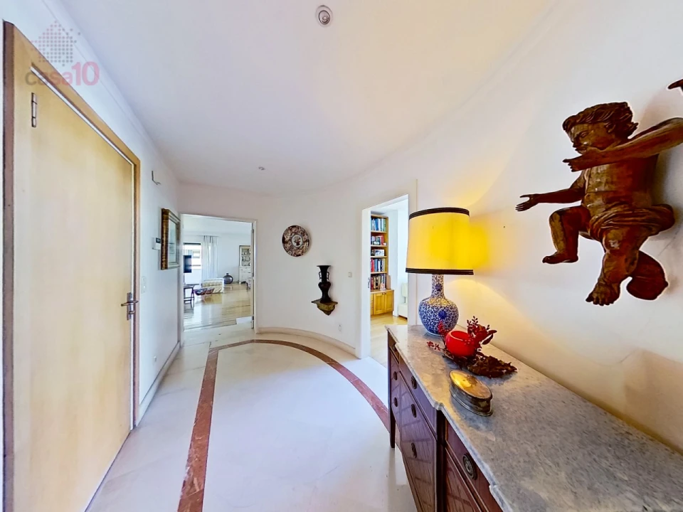 Apartamento T6 para Venda em Parque das Nações Foto 17