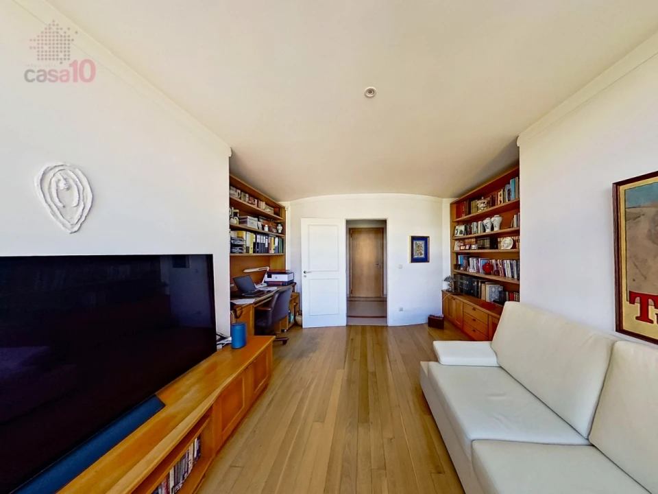 Apartamento T6 para Venda em Parque das Nações Foto 19