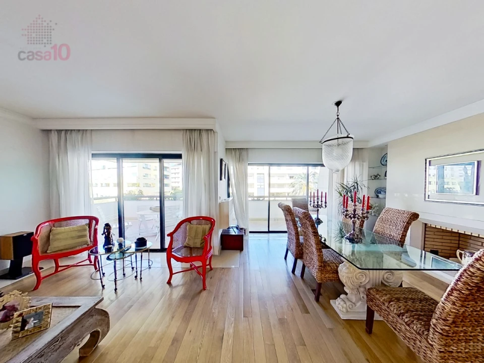 Apartamento T6 para Venda em Parque das Nações Foto 8