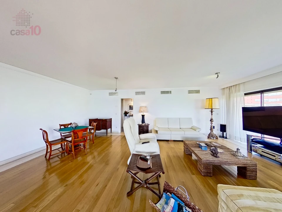 Apartamento T6 para Venda em Parque das Nações Foto 6