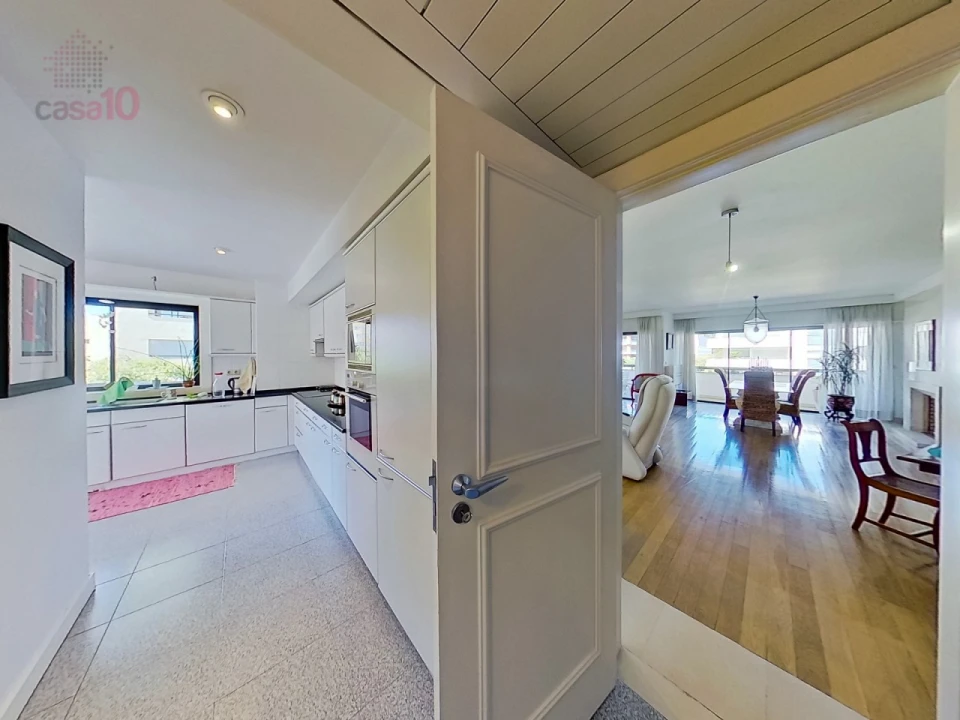 Apartamento T6 para Venda em Parque das Nações Foto 10