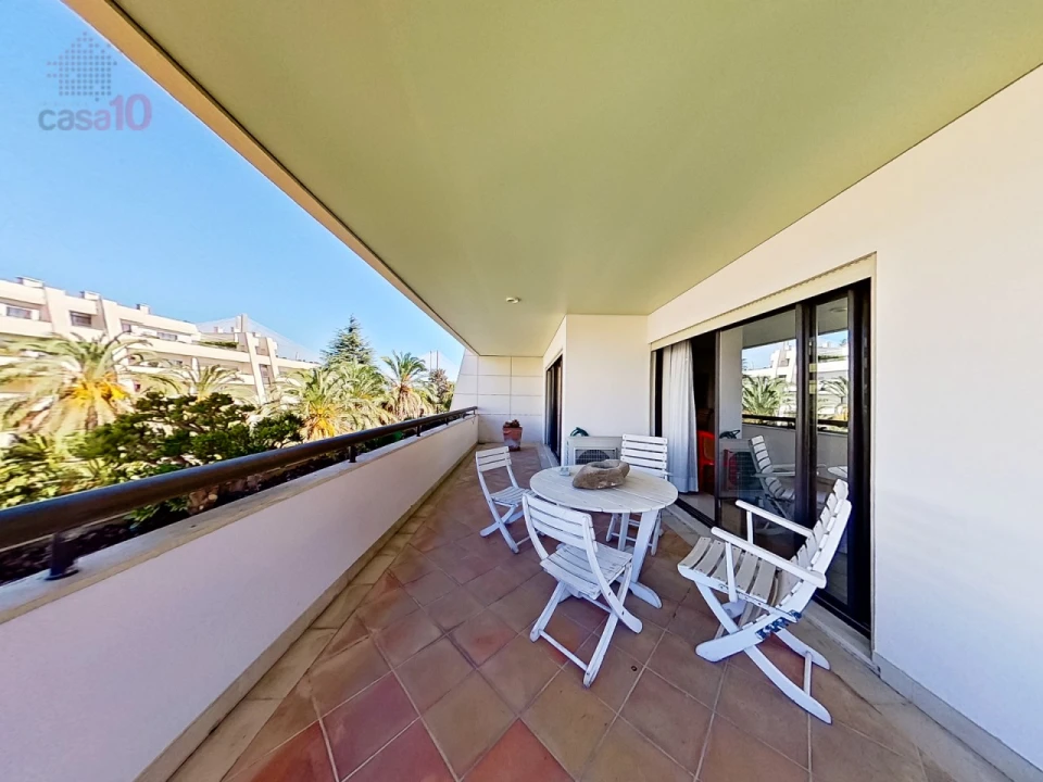 Apartamento T6 para Venda em Parque das Nações Foto 2