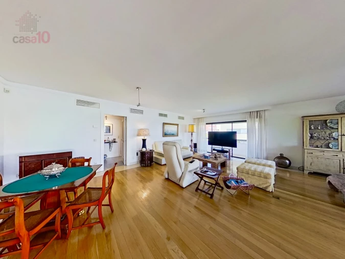 Apartamento T6 para Venda em Parque das Nações Foto 9