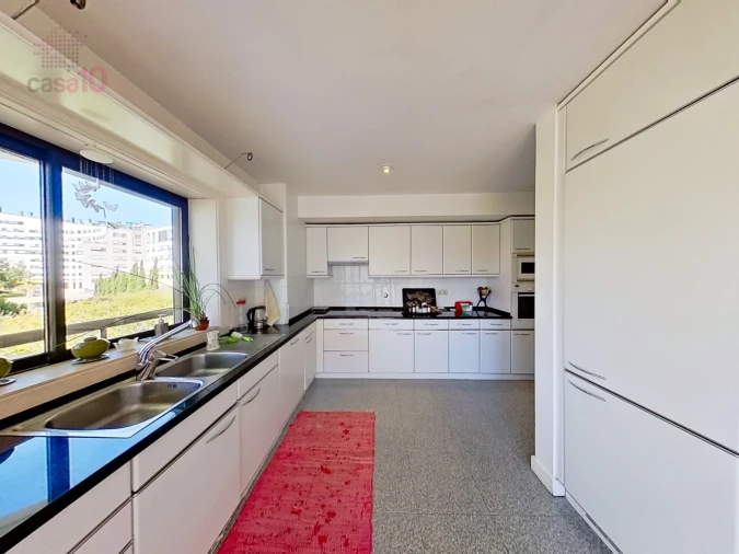 Apartamento T6 para Venda em Parque das Nações Foto 14