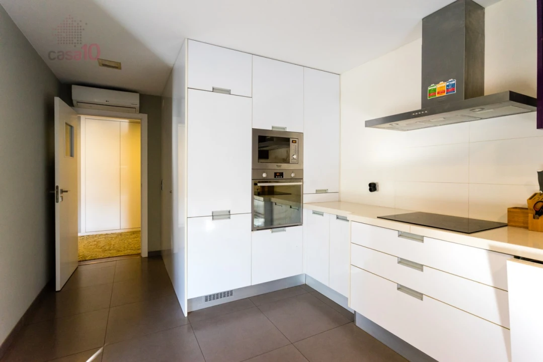 Apartamento T4 para Venda em São Francisco Foto 14