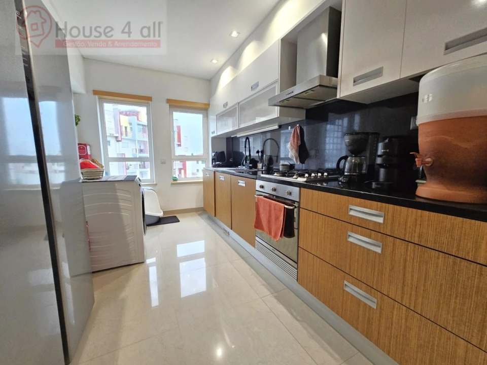 Apartamento T3 para Venda em Caldas da Rainha - Santo Onofre e Serra do Bouro Foto 8