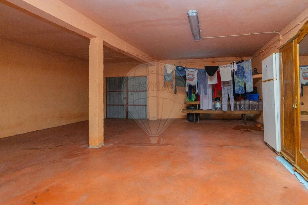 Moradia T4 para Venda em Seiça Foto 25