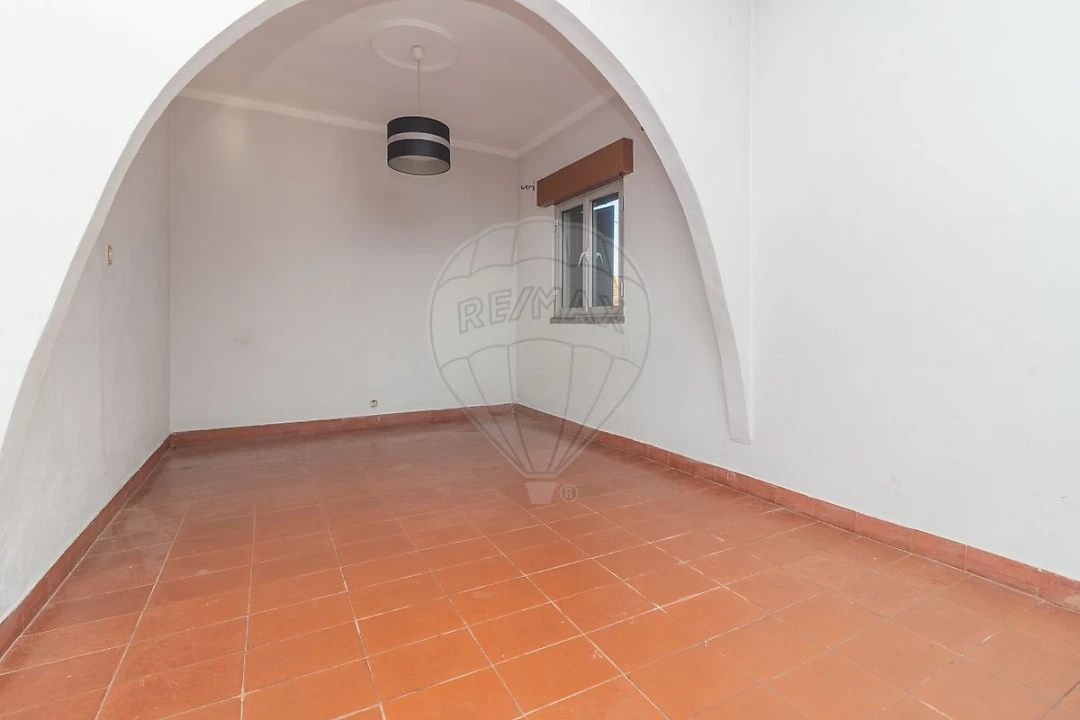 Moradia T4 para Venda em Seiça Foto 11