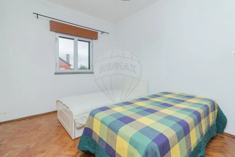 Moradia T4 para Venda em Seiça Foto 6