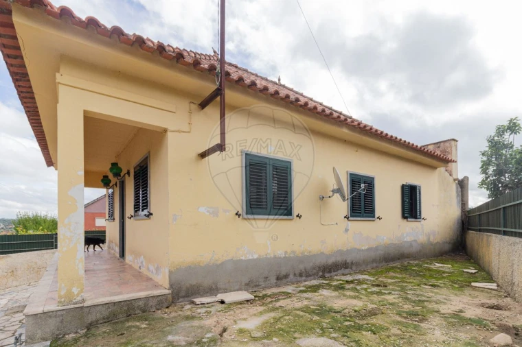 Moradia T4 para Venda em Seiça Foto 36