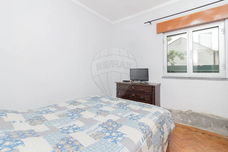 Moradia T4 para Venda em Seiça Foto 8