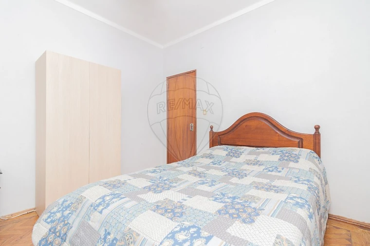 Moradia T4 para Venda em Seiça Foto 10