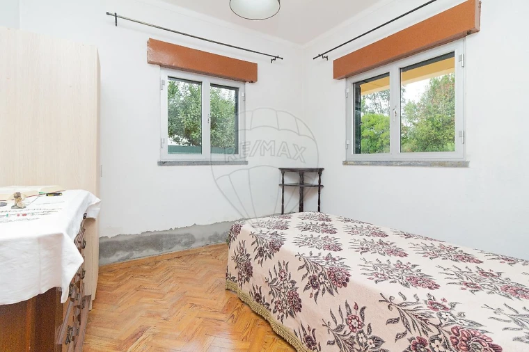 Moradia T4 para Venda em Seiça Foto 2