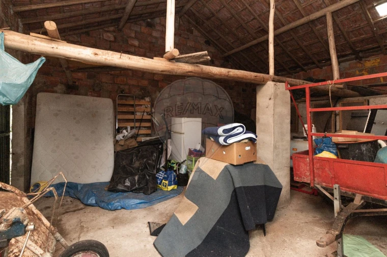 Moradia T4 para Venda em Seiça Foto 37