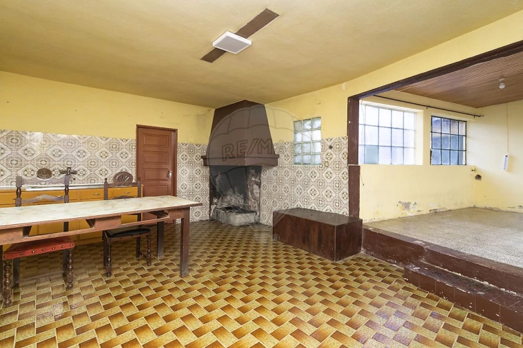 Moradia T4 para Venda em Seiça Foto 6