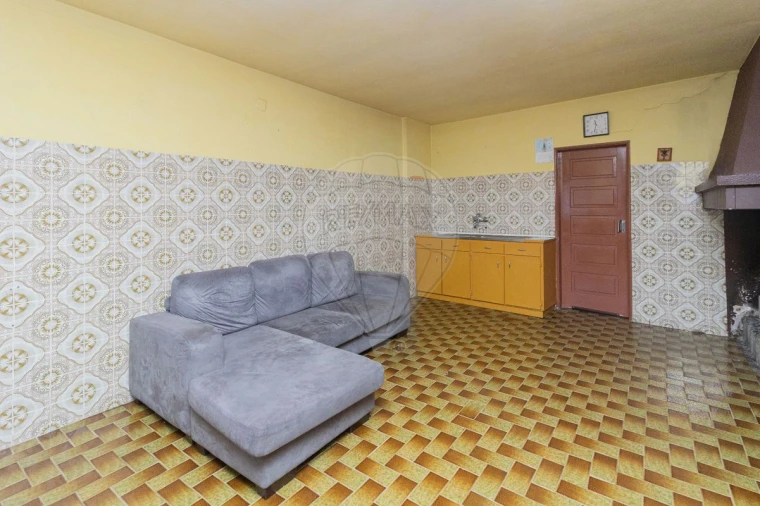 Moradia T4 para Venda em Seiça Foto 21