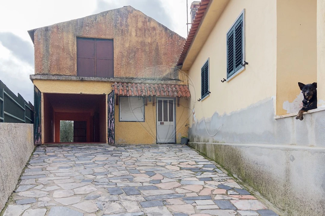 Moradia T4 para Venda em Seiça Foto 33