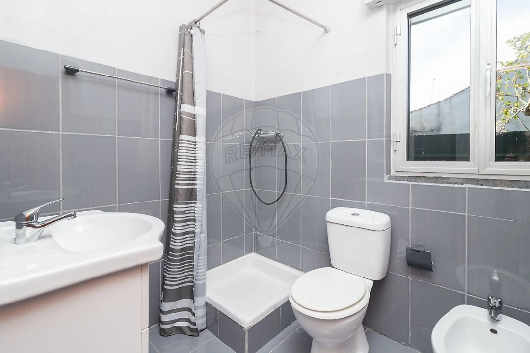 Moradia T4 para Venda em Seiça Foto 16