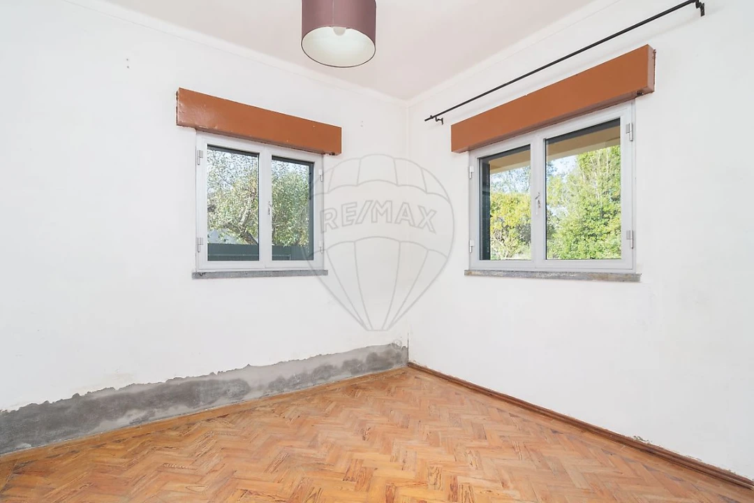 Moradia T4 para Venda em Seiça Foto 17