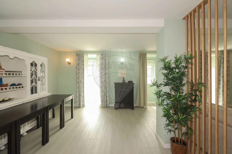 Moradia T5 para Venda em Carregado e Cadafais Foto 11