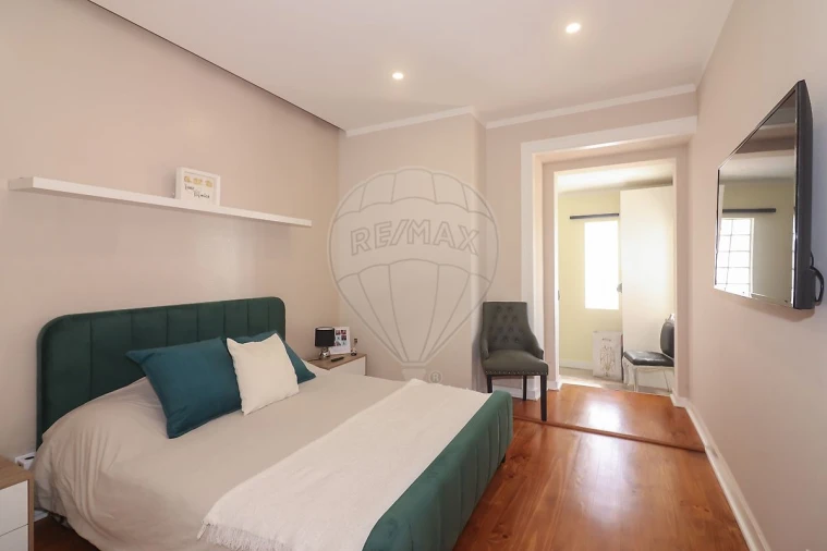 Moradia T5 para Venda em Carregado e Cadafais Foto 22