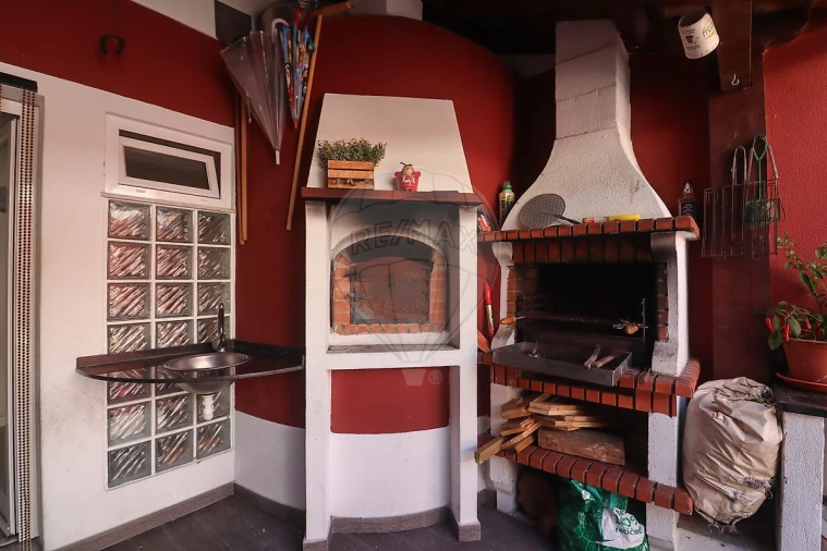 Moradia T5 para Venda em Carregado e Cadafais Foto 36