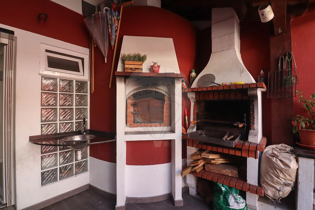 Moradia T5 para Venda em Carregado e Cadafais Foto 36