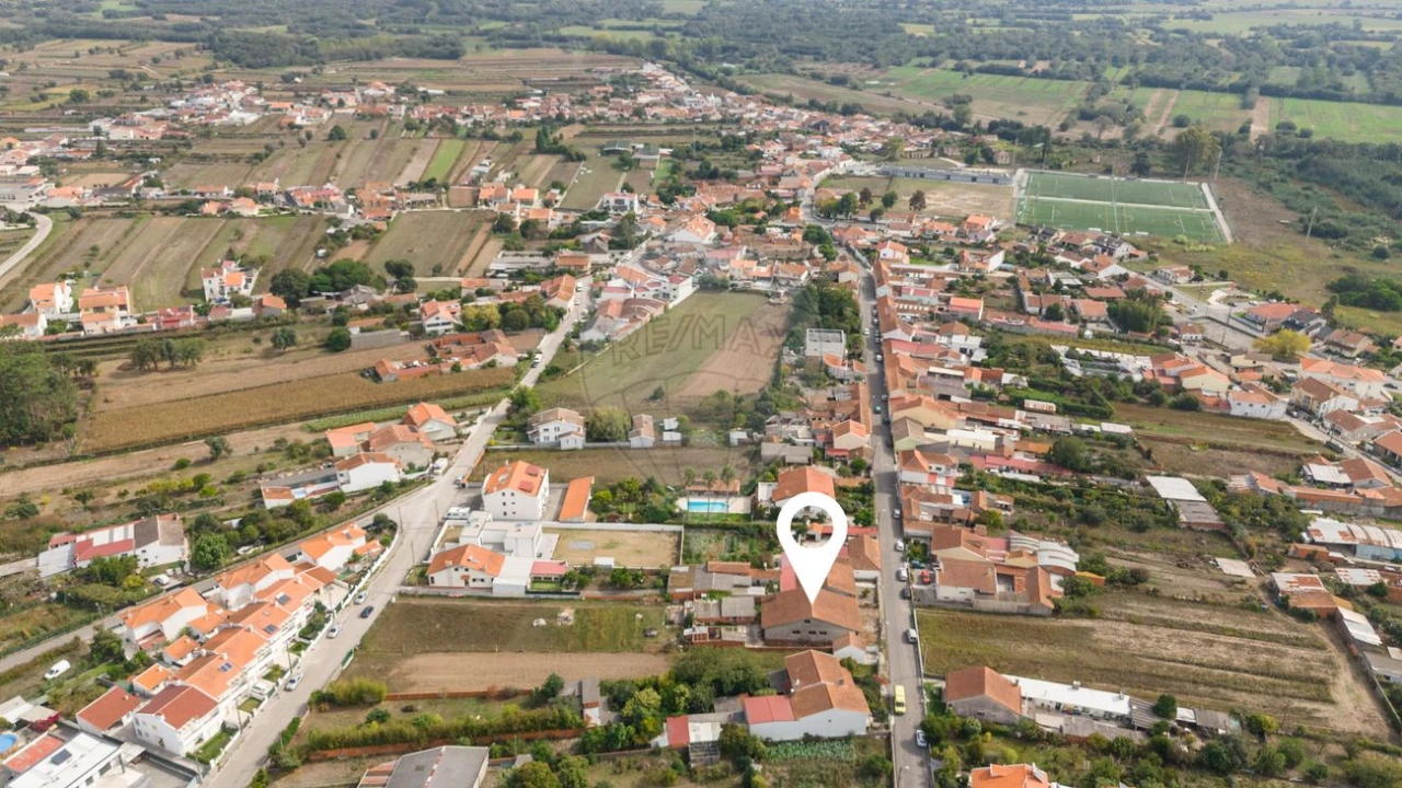 Moradia T4 para Venda em Esgueira Foto 14