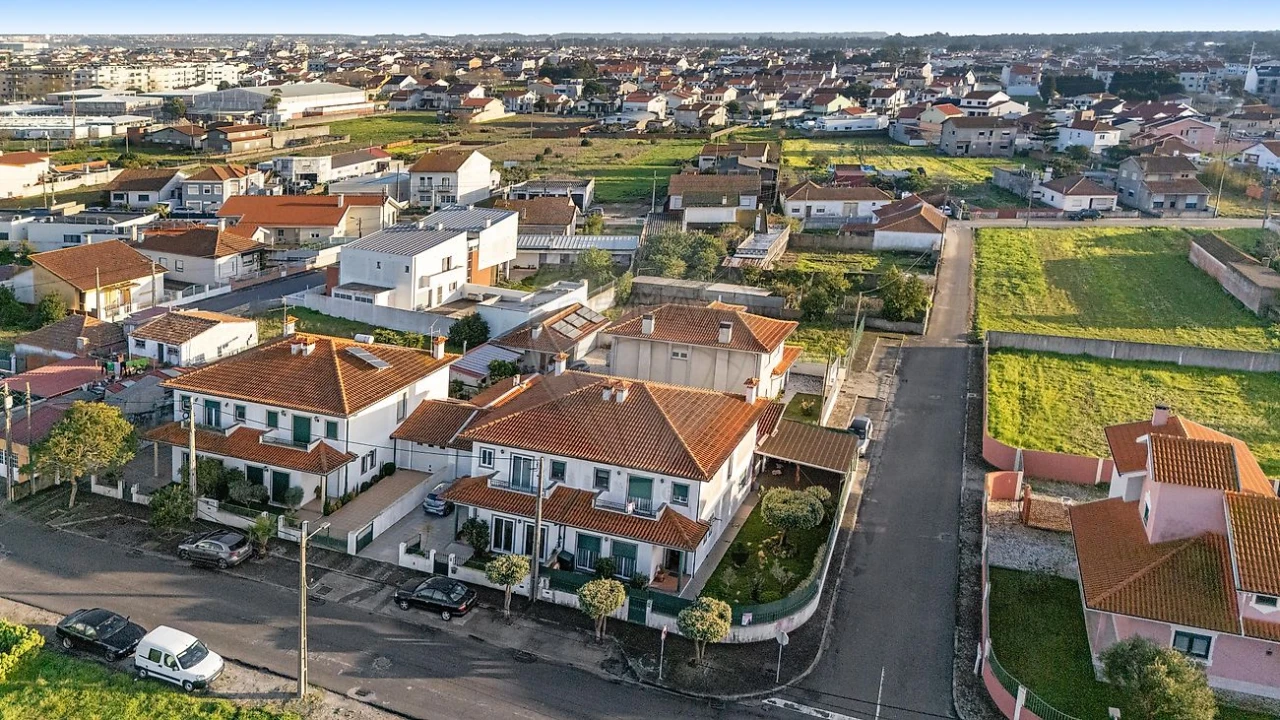 Moradia T4 para Venda em Gafanha da Nazaré Foto 28