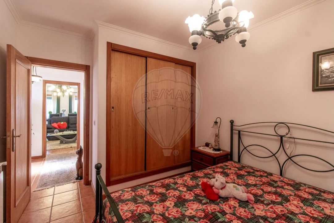 Moradia T4 para Venda em Gafanha da Nazaré Foto 10