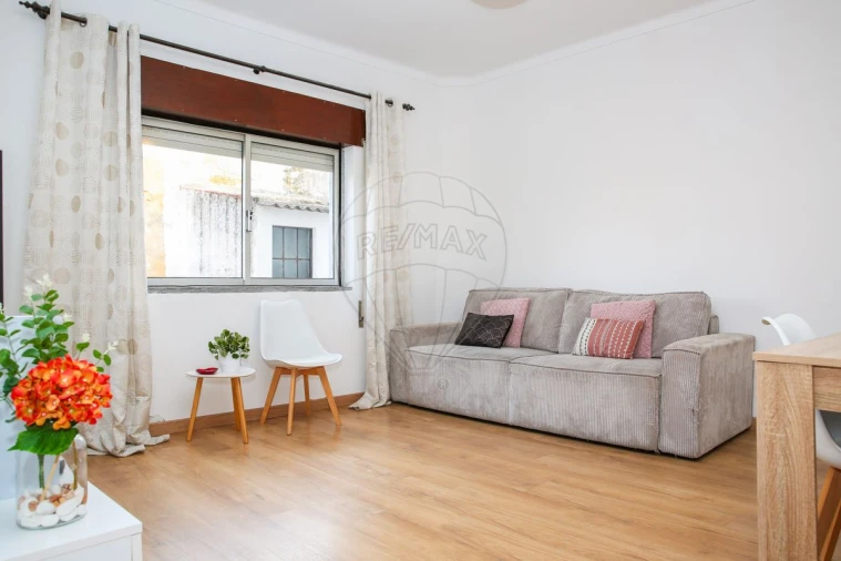 Apartamento T2 para Venda em Cartaxo e Vale da Pinta Foto 3