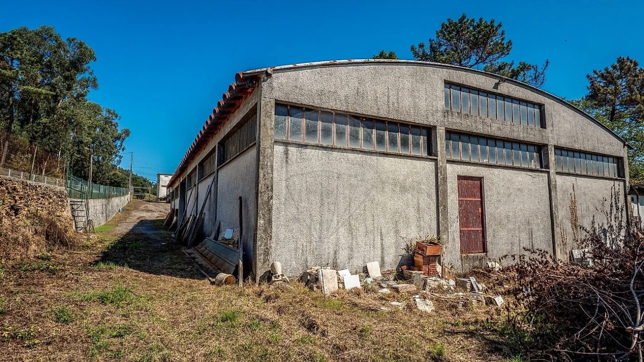 Armazém para Venda em Covelas Foto 8