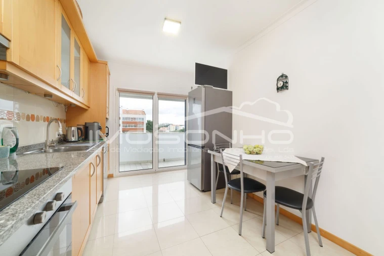 Apartamento T3 para Venda em Marinha Grande Foto 11