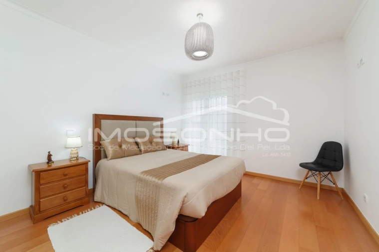 Apartamento T3 para Venda em Marinha Grande Foto 16