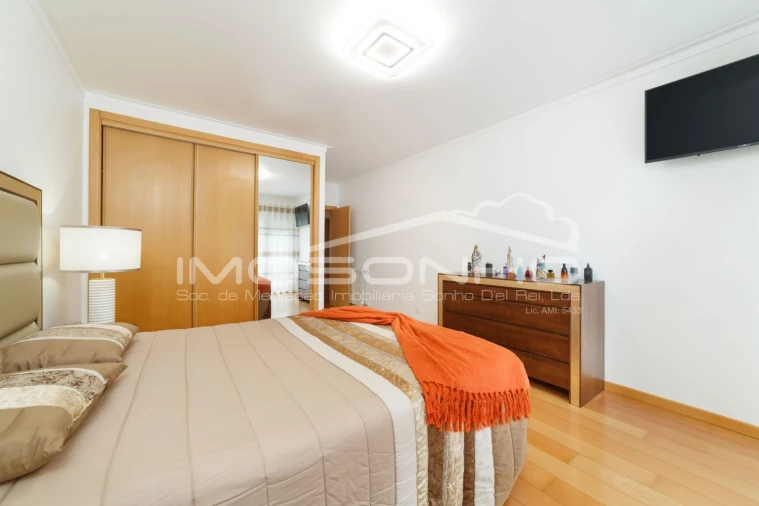 Apartamento T3 para Venda em Marinha Grande Foto 25