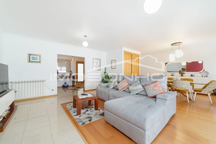 Apartamento T3 para Venda em Marinha Grande Foto 3