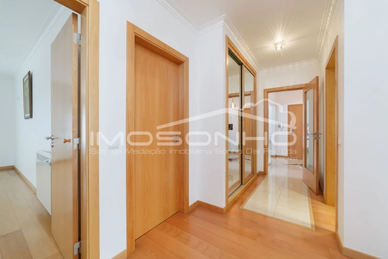 Apartamento T3 para Venda em Marinha Grande Foto 30