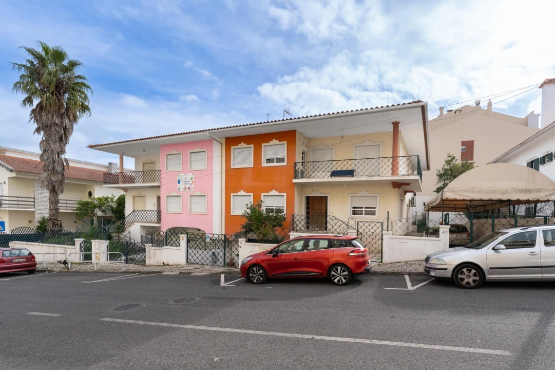 Moradia T8 para Venda em Cacém e São Marcos Foto 2