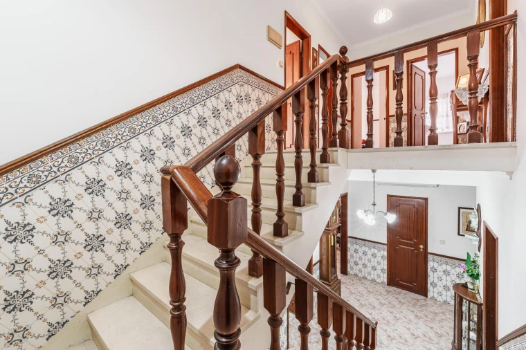 Moradia T8 para Venda em Cacém e São Marcos Foto 29