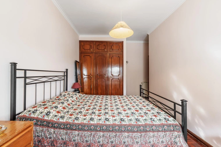 Moradia T8 para Venda em Cacém e São Marcos Foto 32