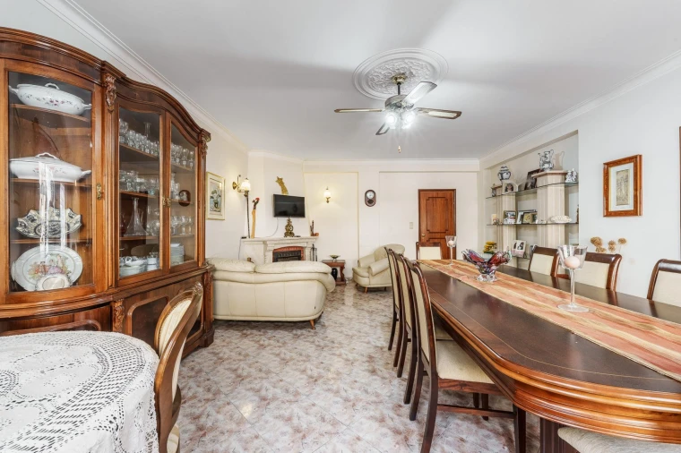 Moradia T8 para Venda em Cacém e São Marcos Foto 22