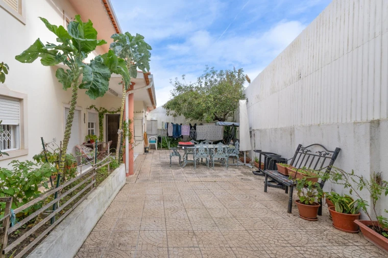 Moradia T8 para Venda em Cacém e São Marcos Foto 7