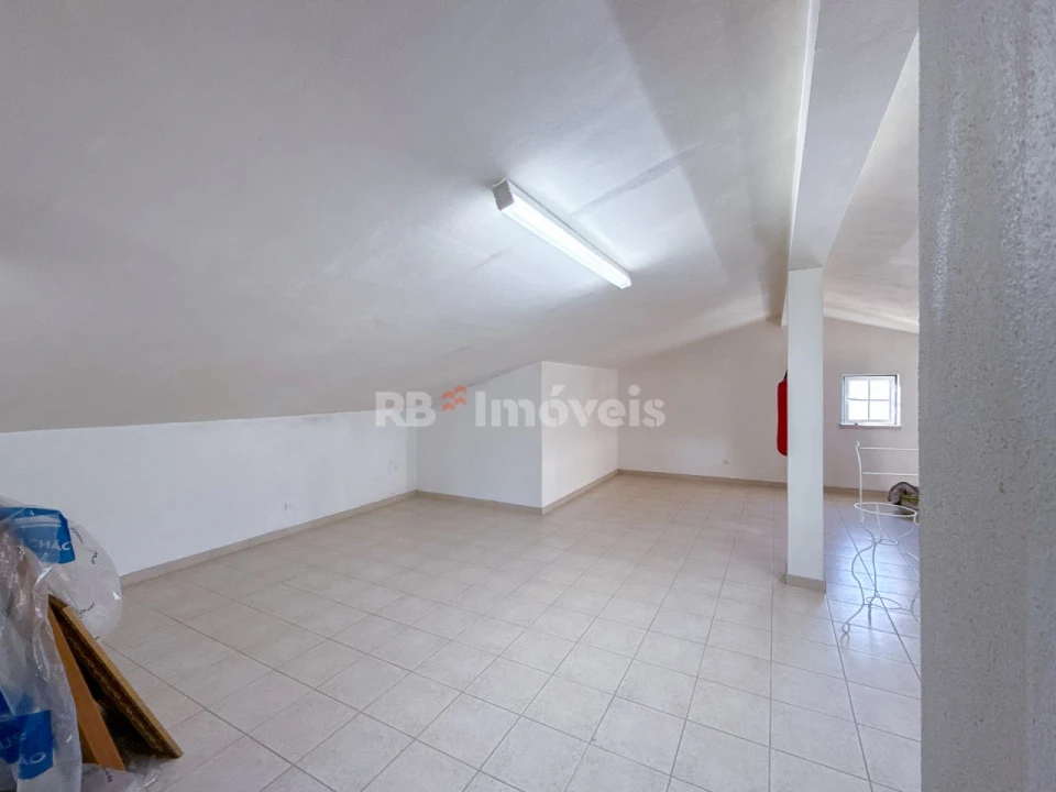 Moradia T4 para Venda em Madalena e Beselga Foto 61