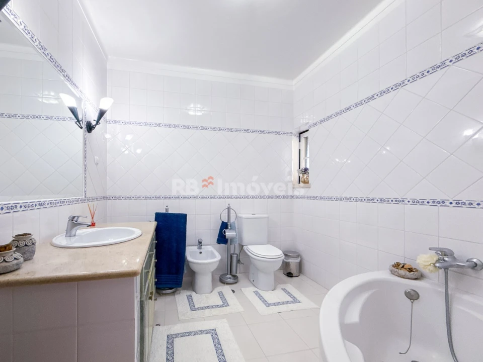 Moradia T4 para Venda em Madalena e Beselga Foto 39