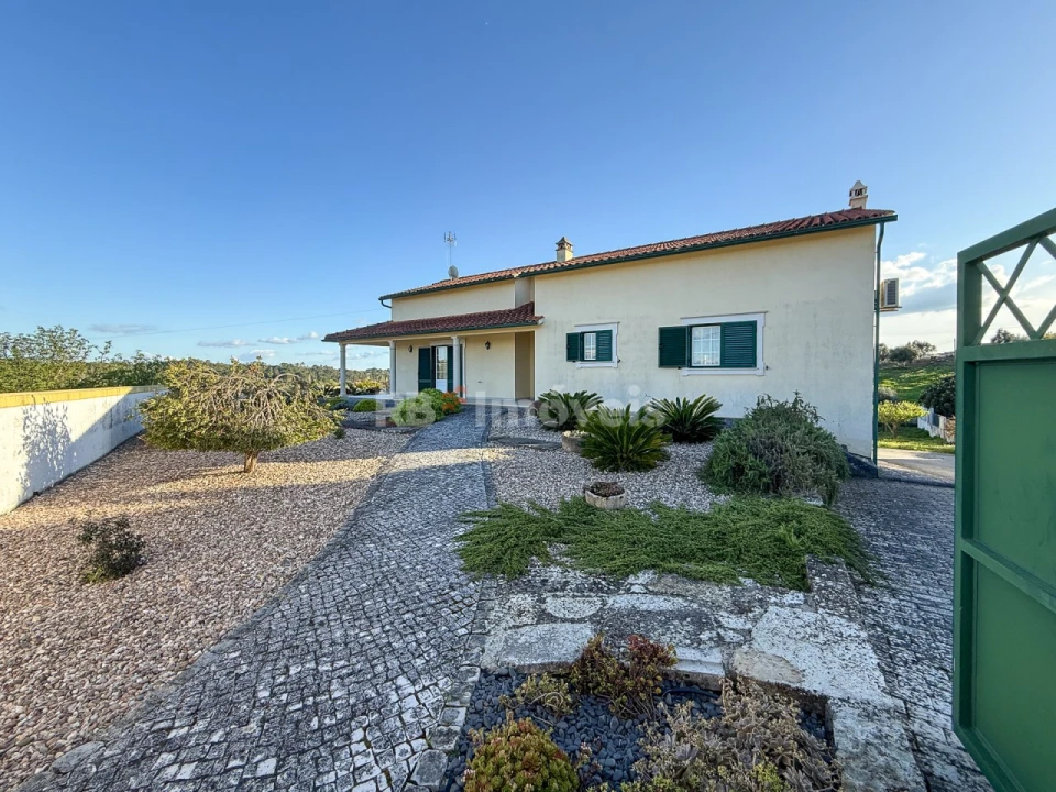 Moradia T4 para Venda em Madalena e Beselga Foto 64