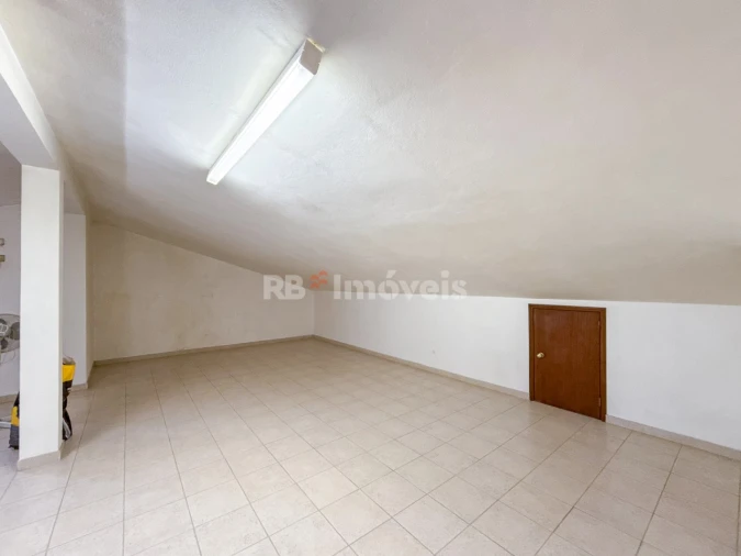 Moradia T4 para Venda em Madalena e Beselga Foto 62