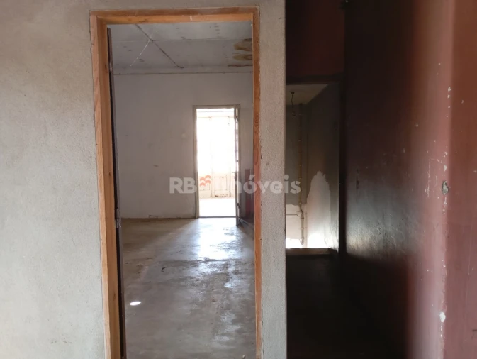 Prédio para Venda em Vila Nova da Barquinha Foto 7