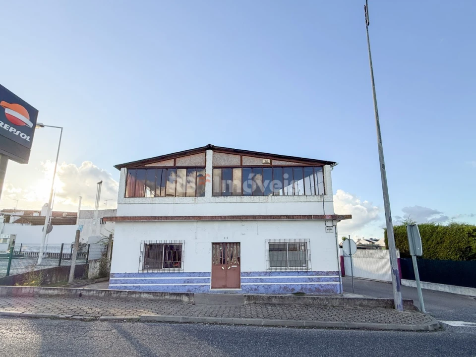 Negócio para Venda em Tramagal Foto 1