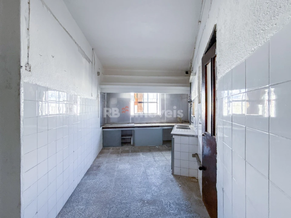 Negócio para Venda em Tramagal Foto 9